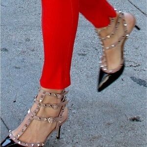 🆕 Valentino Garavani Rockstuds Heels👠in Box